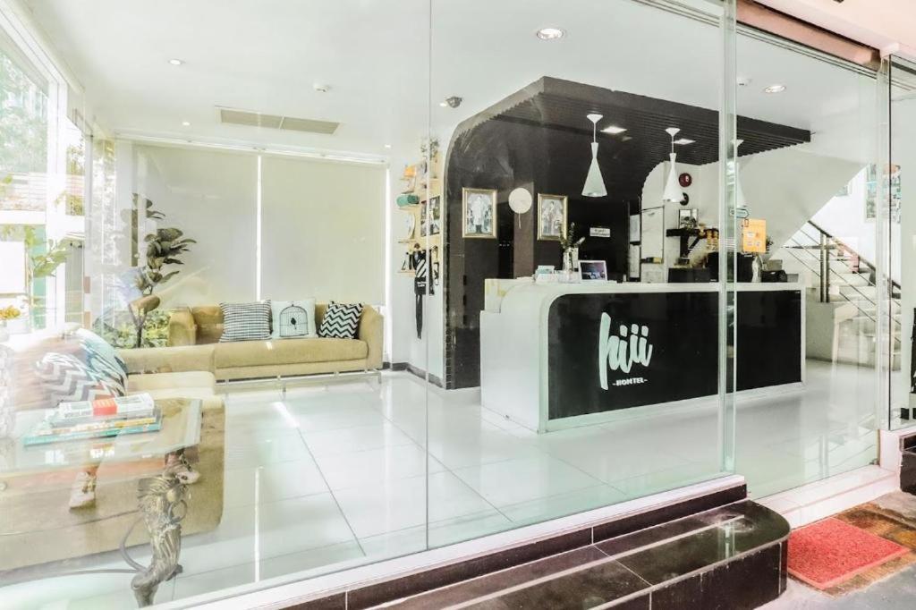 Go Inn Thonglor 23 โกอินน์ ทองหล่อ 23 X Банкок Екстериор снимка