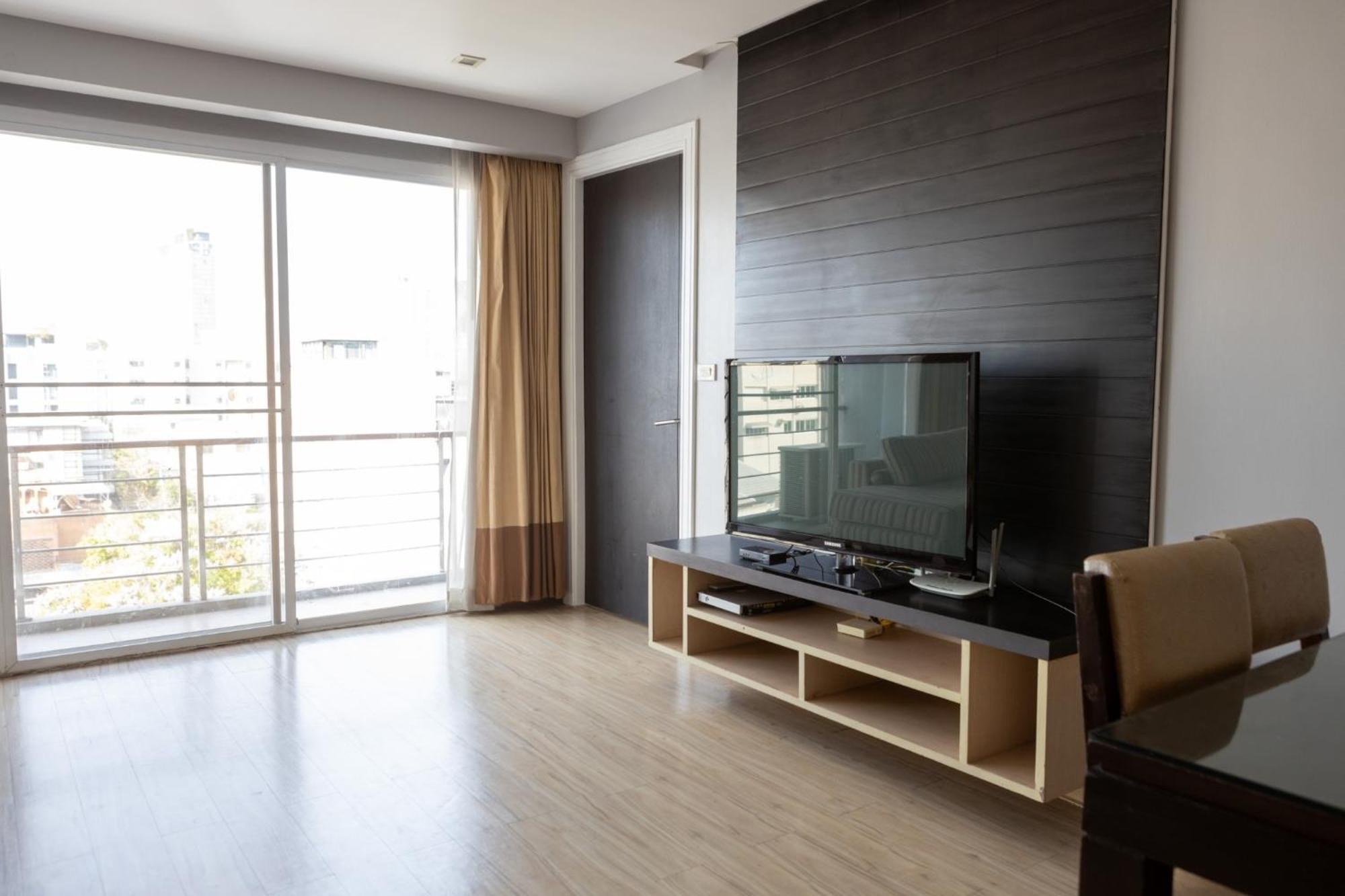 Go Inn Thonglor 23 โกอินน์ ทองหล่อ 23 X Банкок Екстериор снимка